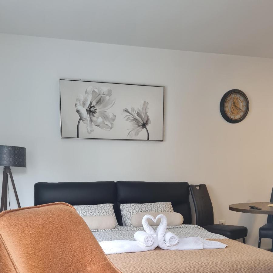Apartman Tim Lux 1 Vrnjačka Banja Exteriör bild